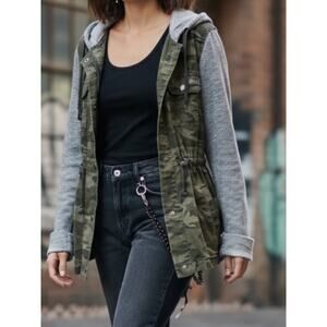 Mudd Y2K Womens Grunge Camo Hooded Full Zip Snap Fatigue Jacket Gorpcore Size M